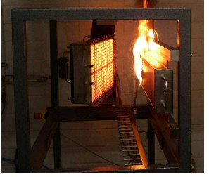 Máquina de ensaio da propagação da chama Avaliação do desempenho retardador de incêndio dos materiais