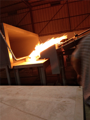 Equipamento de ensaio de incêndio de controlo por PLC para revestimentos de telhados de materiais de construção ASTM E 108