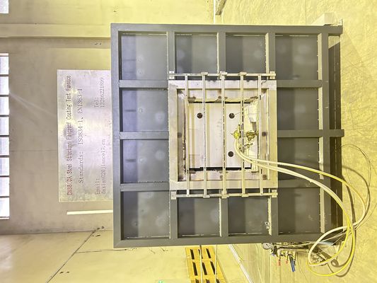 Teste de resistência ao fogo de revestimento à prova de fogo com classe de proteção IP67